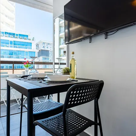 Modern Bursting With Style In Апартаменты